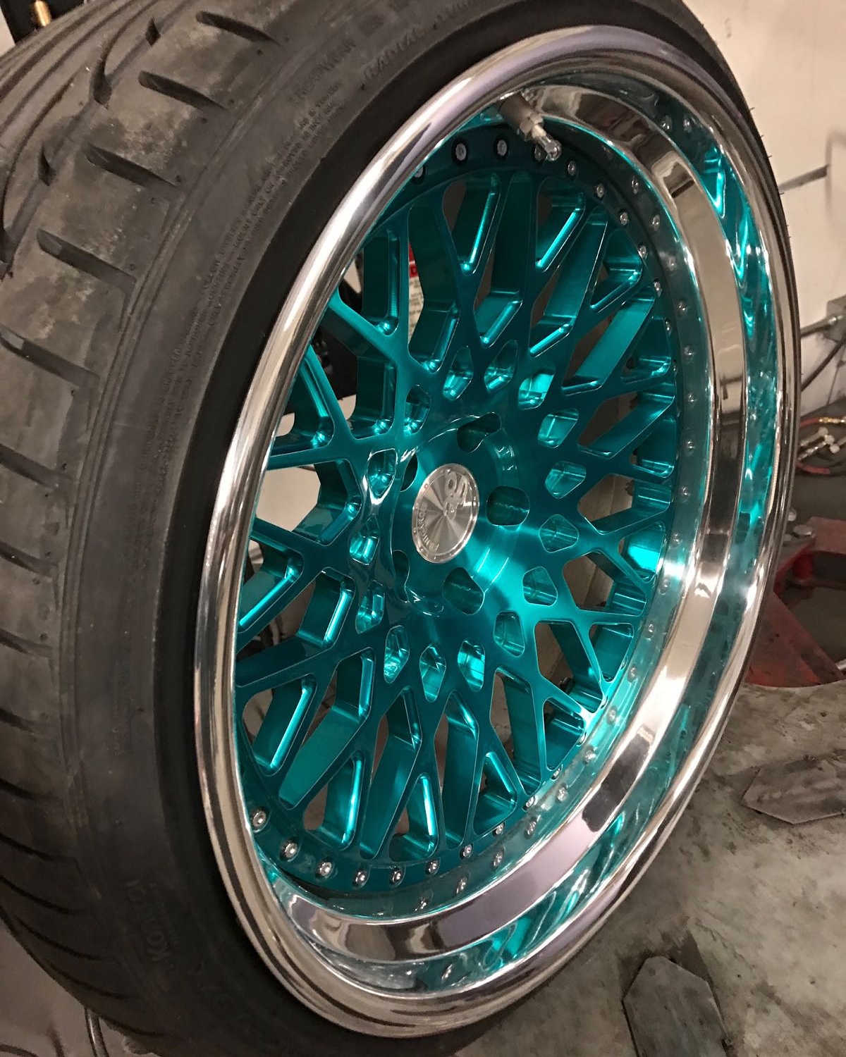 Alloy Wheel Polishing, Chrome Wheel Refinishing Atlanta Ga